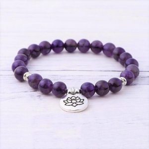 Ametiszt mala karkötő